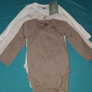 H&M Neutral Longsleeve Onesies 9 Months
